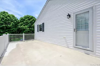 427 Westminster Road, Rockville Centre, NY 11570 - Photo 23