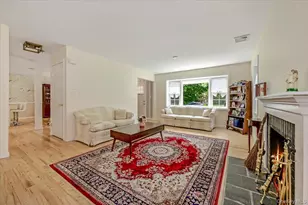 427 Westminster Rd, Rockville Centre, NY 11570 - Photo 5