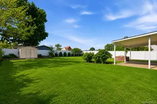 313 Second Ave, Brentwood, NY 11717 - Photo 25