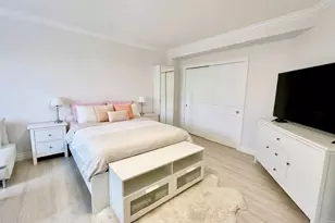 71-11 Yellowstone Blvd, Forest Hills, NY 11375 - Photo 9