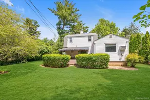 148 Princeton St, Roslyn Heights, NY 11577 - Photo 15