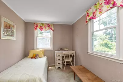 148 Princeton Street, Roslyn Heights, NY 11577 - Photo 13