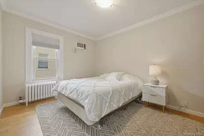 77 Stewart Street, Floral Park, NY 11001 - Photo 17