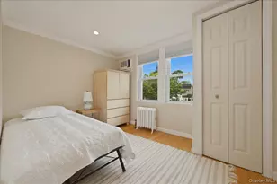 77 Stewart St, Floral Park, NY 11001 - Photo 19
