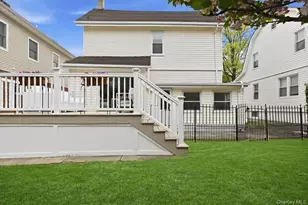 77 Stewart St, Floral Park, NY 11001 - Photo 33