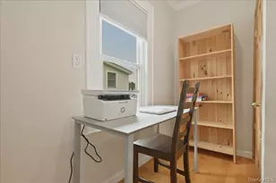 77 Stewart St, Floral Park, NY 11001 - Photo 21