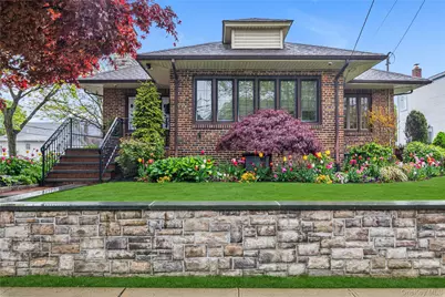 40 Harding Avenue, Lynbrook, NY 11563 - Photo 1