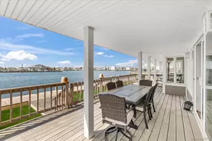 160 Sequams Ln W, West Islip, NY 11795 - Photo 25