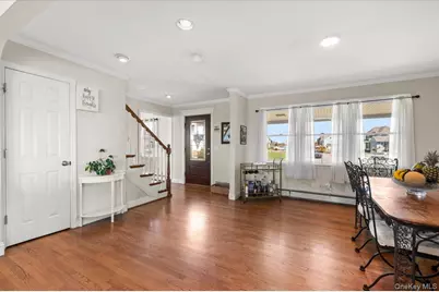 160 Sequams Lane W, West Islip, NY 11795 - Photo 17