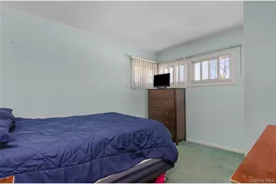 5 S Ronald Drive S, Amityville, NY 11701 - Photo 25