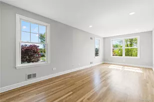21 Keogh Ln, New Rochelle, NY 10805 - Photo 11