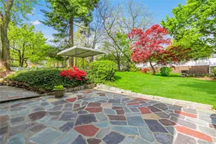 21 Keogh Ln, New Rochelle, NY 10805 - Photo 17