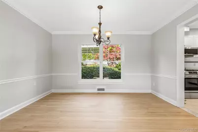 21 Keogh Lane, New Rochelle, NY 10805 - Photo 5