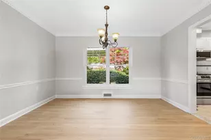 21 Keogh Ln, New Rochelle, NY 10805 - Photo 5