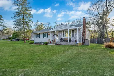 134 Park Lane, Middle Island, NY 11953 - Photo 3