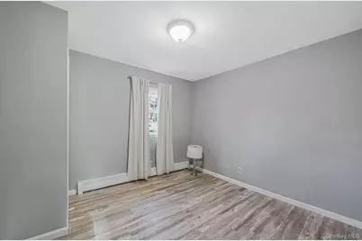 134 Park Lane, Middle Island, NY 11953 - Photo 19
