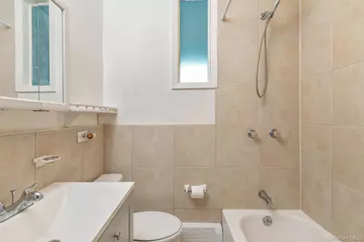 1500 Main Street, Port Jefferson, NY 11777 - Photo 15