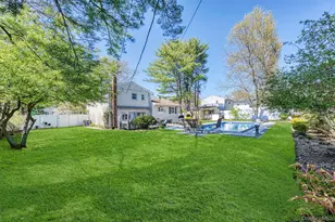 6 Linford Ln, Melville, NY 11747 - Photo 29