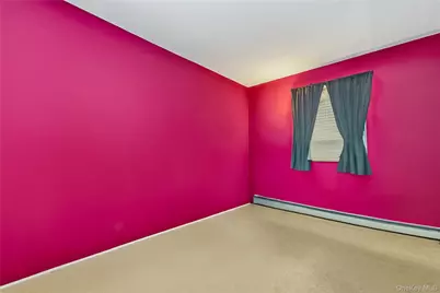 320 S Fulton Avenue, Lindenhurst, NY 11757 - Photo 13