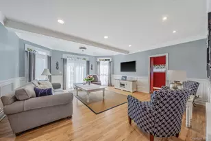 15 Maple Rd, Setauket, NY 11733 - Photo 19
