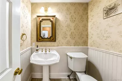 30 Todd Drive E, Glen Head, NY 11545 - Photo 21