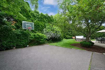 30 Todd Drive E, Glen Head, NY 11545 - Photo 35
