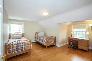 30 Todd Dr E, Glen Head, NY 11545 - Photo 23