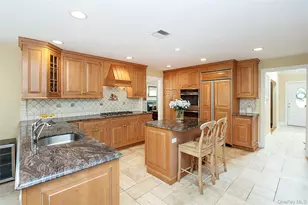 30 Todd Dr E, Glen Head, NY 11545 - Photo 11