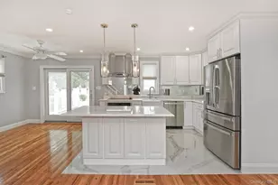 871 Pineneck Rd, Seaford, NY 11783 - Photo 5