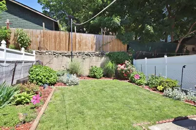 521 E 235th Street, Bronx, NY 10470 - Photo 5