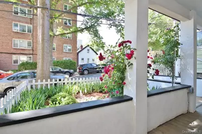 521 E 235th Street, Bronx, NY 10470 - Photo 7