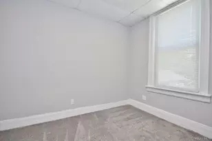 521 E 235th St, Bronx, NY 10470 - Photo 25