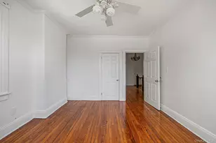 537 Livingston St, Westbury, NY 11590 - Photo 27