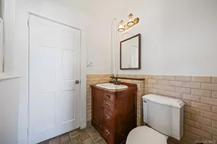 537 Livingston St, Westbury, NY 11590 - Photo 37