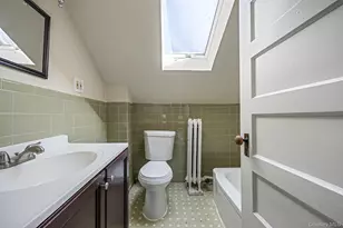 537 Livingston St, Westbury, NY 11590 - Photo 13