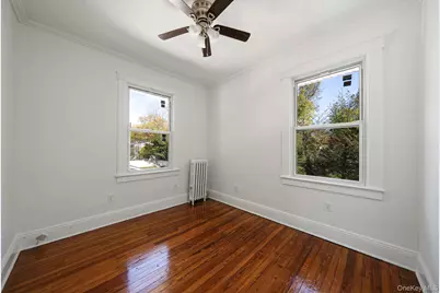 537 Livingston Street, Westbury, NY 11590 - Photo 23