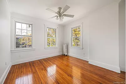 537 Livingston Street, Westbury, NY 11590 - Photo 25