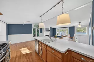 66 Edgemere Ave, Greenwood Lake, NY 10925 - Photo 11