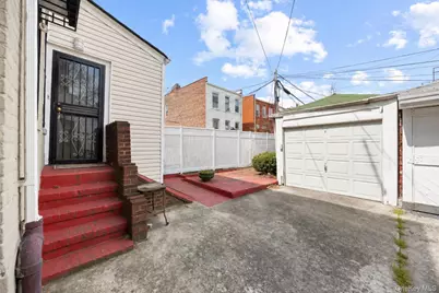 1003 Lenox Road, Brooklyn, NY 11212 - Photo 17