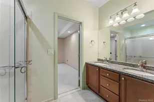 17 Strangford Ct, Oceanside, NY 11572 - Photo 17