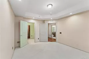 17 Strangford Ct, Oceanside, NY 11572 - Photo 15