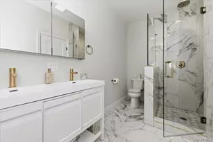 97 Wisconsin St, Long Beach, NY 11561 - Photo 17