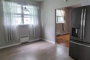 182 Lowell Ave, Floral Park, NY 11001 - Photo 15