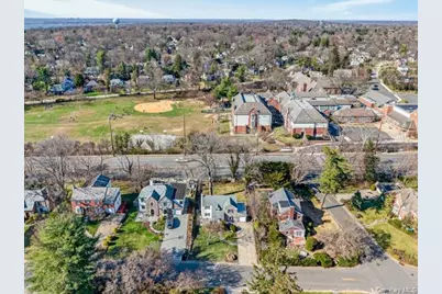 167 Old Mill Road, Manhasset, NY 11030 - Photo 23