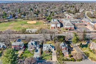 167 Old Mill Rd, Manhasset, NY 11030 - Photo 23