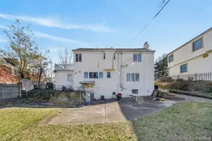 167 Old Mill Rd, Manhasset, NY 11030 - Photo 21