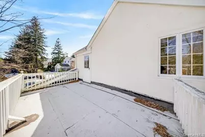 167 Old Mill Road, Manhasset, NY 11030 - Photo 15