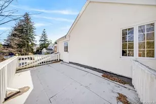 167 Old Mill Rd, Manhasset, NY 11030 - Photo 15