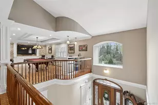 70 Laurel Ct, Syosset, NY 11791 - Photo 15