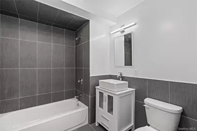 135 Wakefield Avenue #105, Yonkers, NY 10704 - Photo 5
